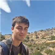 Profesor de desarrollo de videojuegos especializado en modelado 3D, texturizado y creación de escenarios